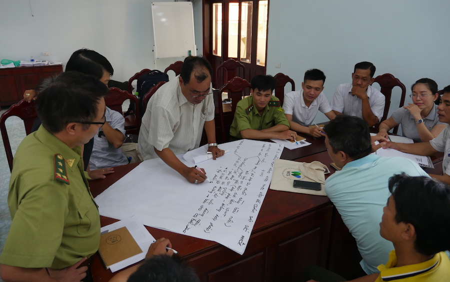 Nâng[-]cao[-]năng[-]lực[-]trong[-]giám[-]sát,[-]báo[-]cáo[-]ca[-]bệnh,[-]chết[-]trên[-]các[-]loài[-]ĐVHD[-]nuôi[-]nhốt[-]tại[-]trang[-]trại[-]và[-]quần[-]thể[-]ngoài[-]tự[-]nhiên